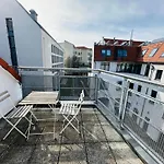 公寓式酒店 Urban Flats 3*