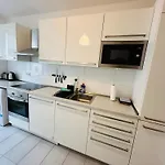 公寓式酒店 Urban Flats 3*