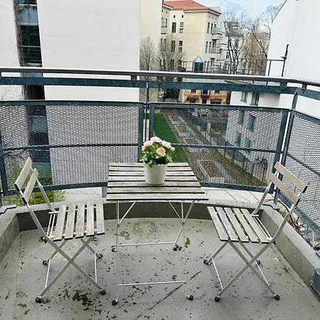 Aparthotel Urban Flats 3*