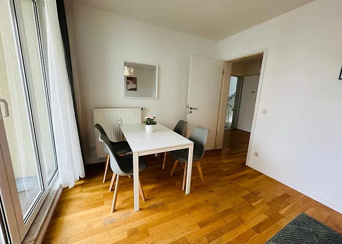 Urban Flats Apart-hotel 3*