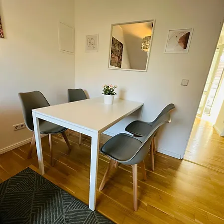 Aparthotel Urban Flats *