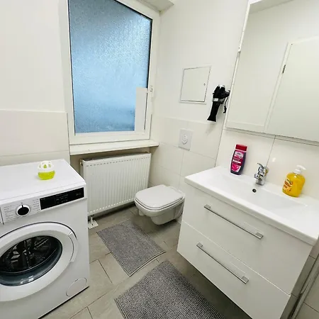 Urban Flats 3*