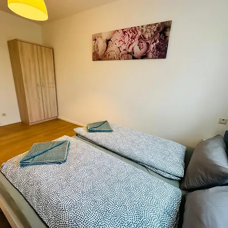 Urban Flats 3*
